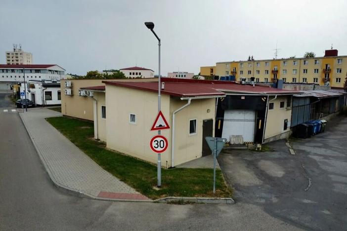 Prodej výrobních prostor, Týnec nad Sázavou, Družstevní, 308 m2