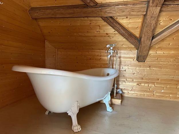 Prodej komerční nemovitosti, Povrly, Lysá, 635 m2