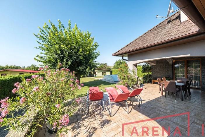 Prodej rodinného domu, Krumvíř, 220 m2