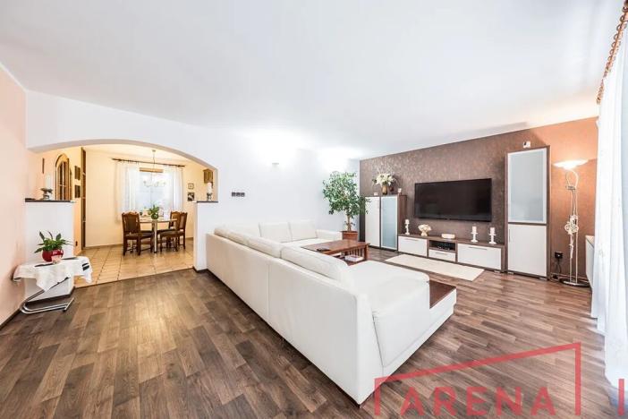 Prodej rodinného domu, Krumvíř, 220 m2