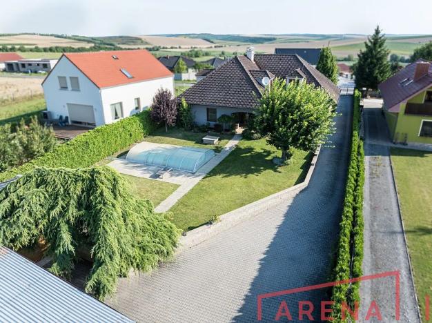 Prodej rodinného domu, Krumvíř, 220 m2