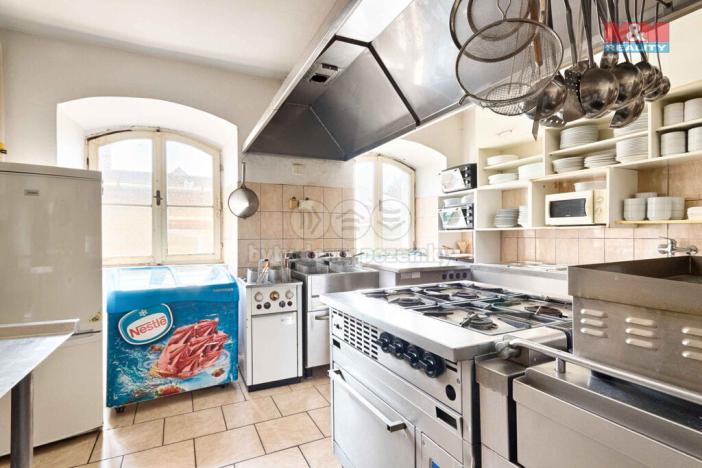 Prodej restaurace, Studená, Tyršova, 879 m2