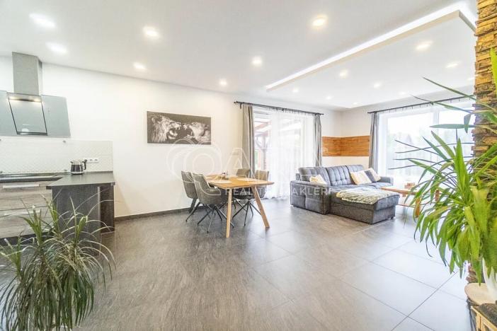 Prodej rodinného domu, Rožmitál pod Třemšínem, 180 m2