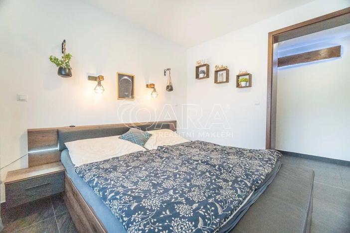 Prodej rodinného domu, Rožmitál pod Třemšínem, 180 m2