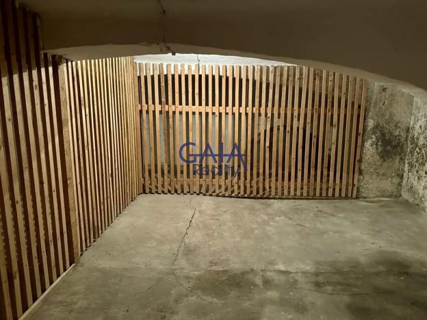 Prodej kanceláře, Kyjov, třída Komenského, 2396 m2