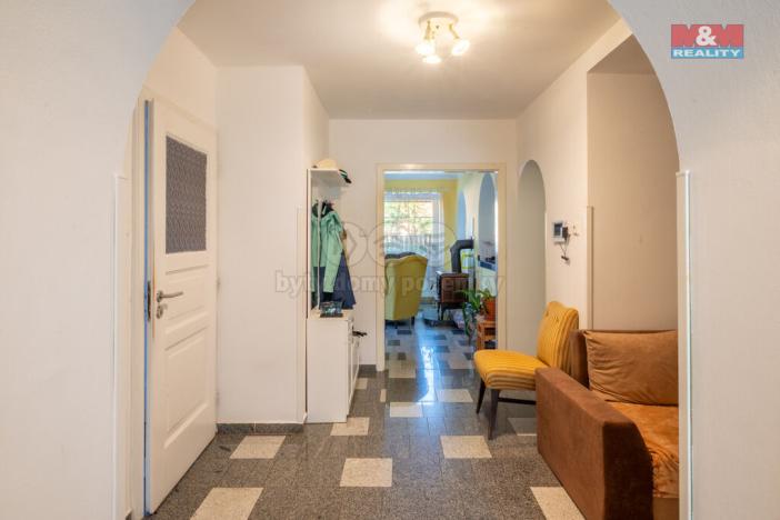 Prodej rodinného domu, Hajany, 285 m2