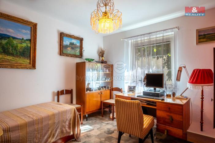 Prodej rodinného domu, Hajany, 285 m2