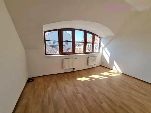 Pronájem bytu 2+kk, Uherské Hradiště, Hradební, 76 m2