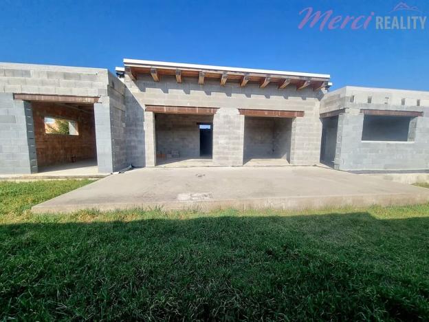 Prodej rodinného domu, Kunovice, 185 m2