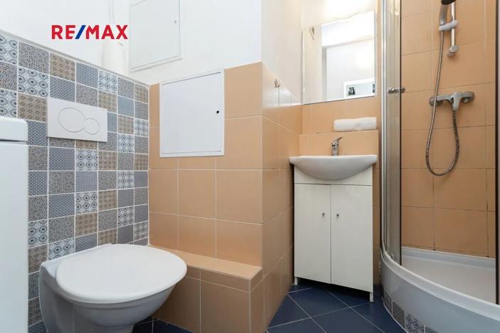 Prodej bytu 1+1, Praha - Troja, Krynická, 29 m2