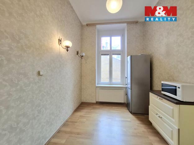 Pronájem bytu 4+1, Karlovy Vary, Varšavská, 105 m2