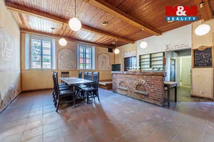 Prodej rodinného domu, Mlečice, 500 m2