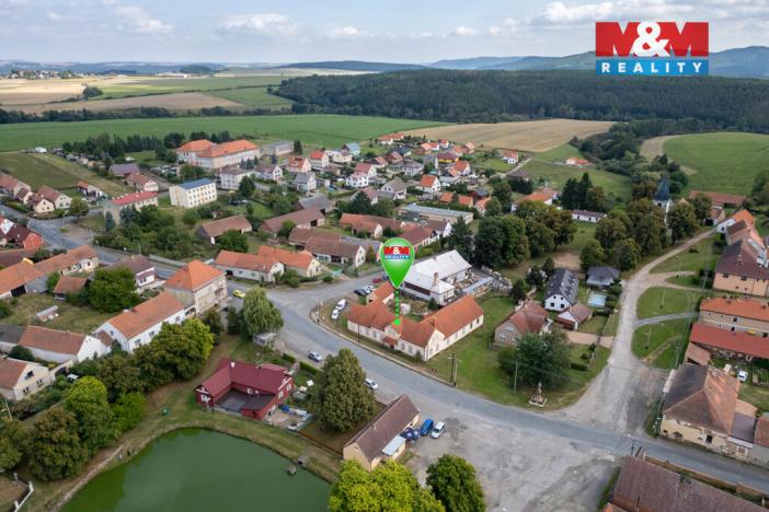 Prodej rodinného domu, Mlečice, 500 m2