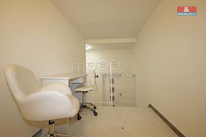 Pronájem, Karlovy Vary - Rybáře, U Koupaliště, 10 m2