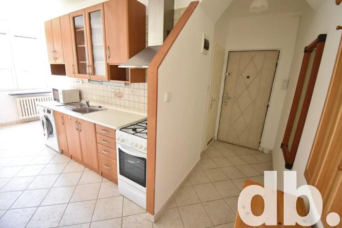 Pronájem bytu 1+1, Karlovy Vary, Gagarinova, 42 m2