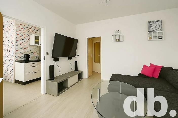 Prodej bytu 2+1, Karlovy Vary, Lidická, 63 m2