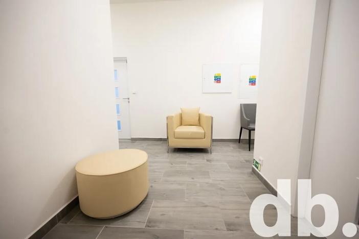 Pronájem komerční nemovitosti, Karlovy Vary, U Koupaliště, 70 m2