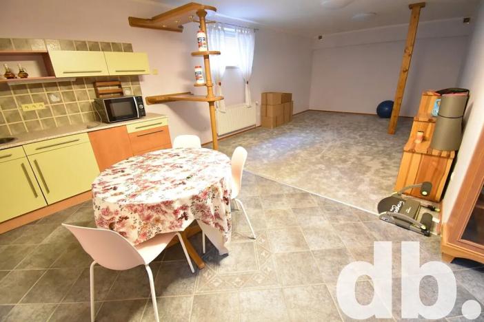 Prodej rodinného domu, Karlovy Vary, Krokova, 280 m2