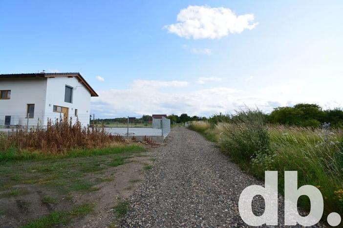 Prodej pozemku pro bydlení, Chbany, 915 m2