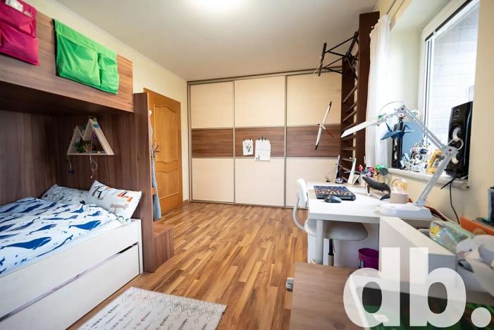 Prodej rodinného domu, Karlovy Vary, Vančurova, 260 m2