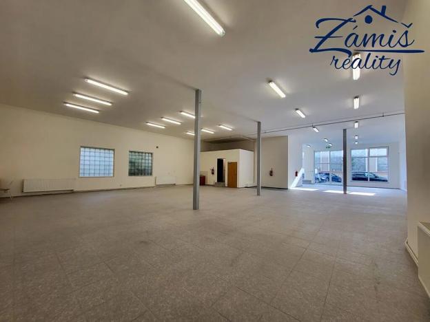 Pronájem obchodního prostoru, Kladno, Tyršova, 260 m2