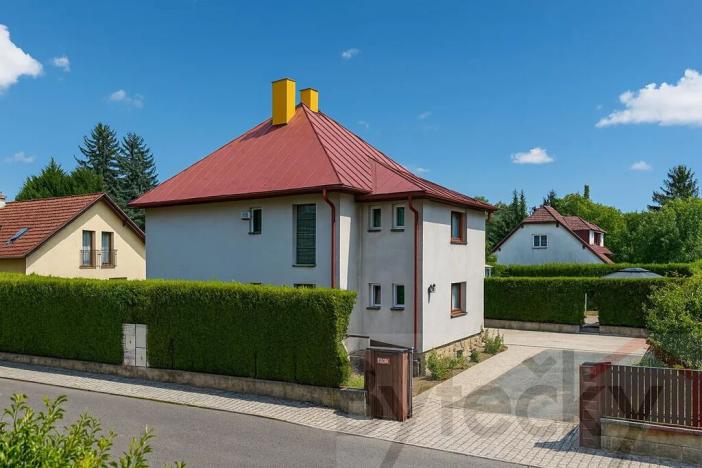 Prodej vícegeneračního domu, Jesenice, Plavecká, 215 m2