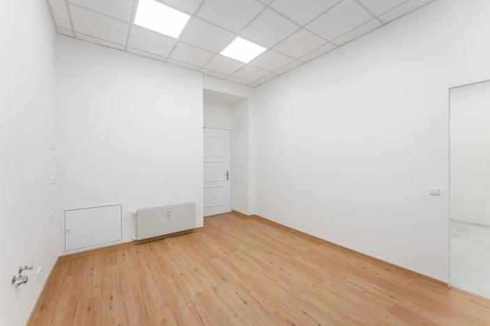 Pronájem kanceláře, Praha - Nové Město, Krakovská, 132 m2