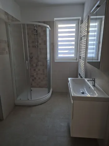 Pronájem bytu 1+kk, Stochov, Osvobození, 39 m2