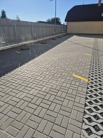 Pronájem bytu 1+kk, Stochov, Osvobození, 39 m2