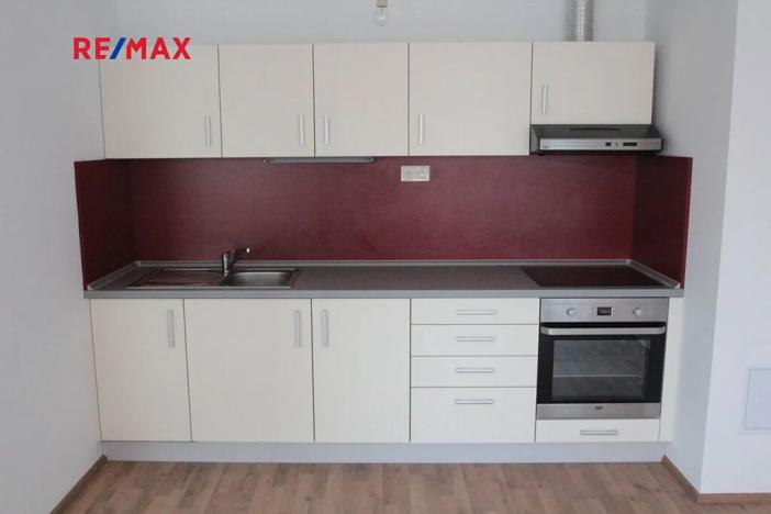 Pronájem bytu 2+kk, Kolín, Antonína Dvořáka, 52 m2