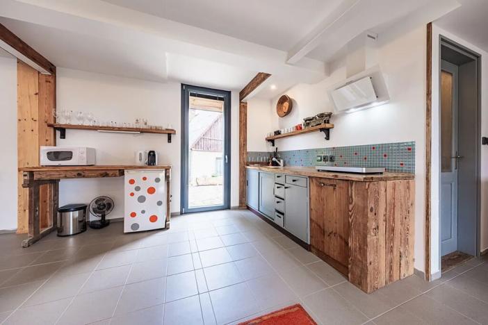 Prodej komerční nemovitosti, Úhlejov, 182 m2