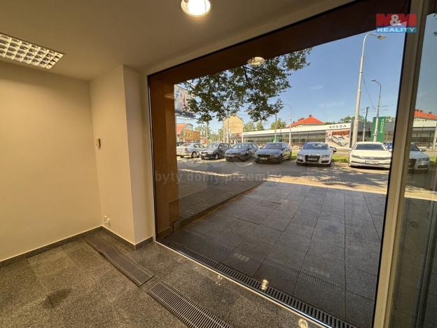Pronájem obchodního prostoru, Ostrava - Přívoz, Úprkova, 54 m2