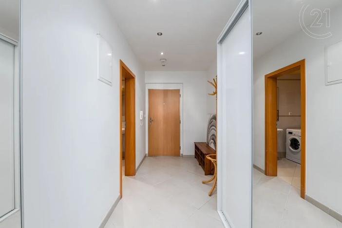 Pronájem bytu 2+kk, Praha - Letňany, Miroslava Hajna, 62 m2