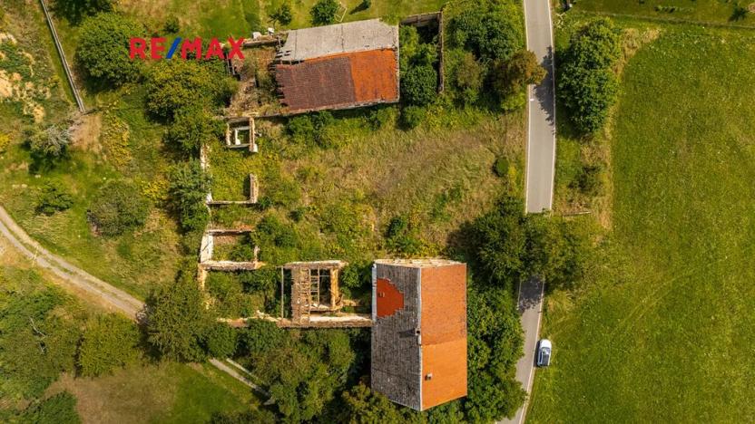 Prodej vily, Blatce, 1947 m2