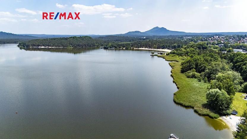 Prodej vily, Blatce, 1947 m2