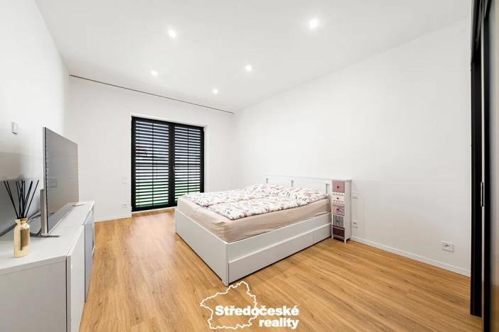 Prodej rodinného domu, Polerady, 240 m2