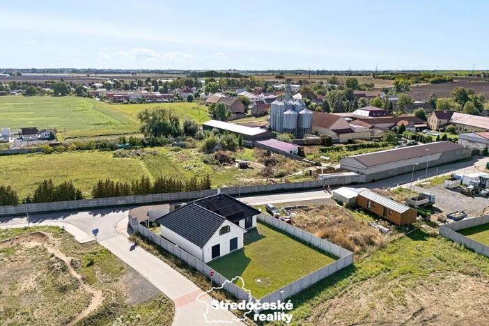 Prodej rodinného domu, Polerady, 240 m2