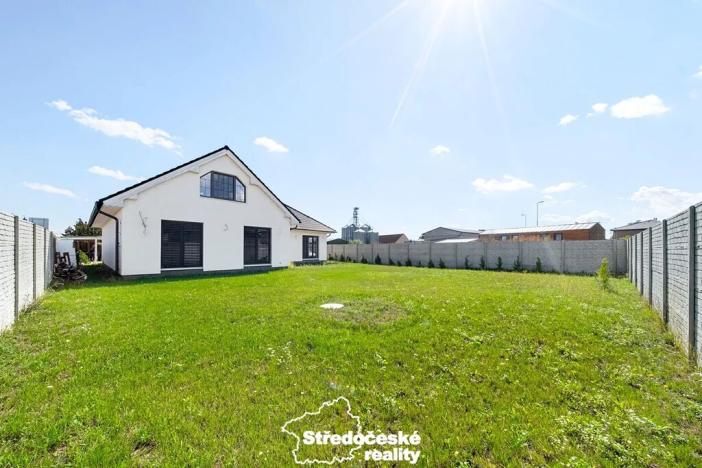 Prodej rodinného domu, Polerady, 240 m2