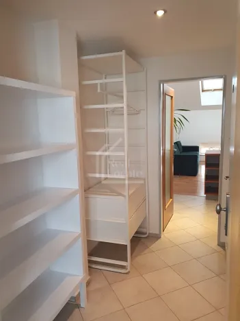 Pronájem bytu 2+kk, Praha - Vinohrady, Rumunská, 60 m2