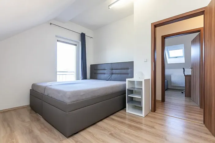 Prodej bytu 4+kk, Vysoký Újezd, U Vršku, 98 m2