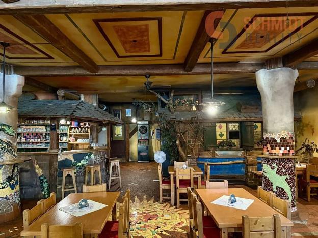 Pronájem obchodního prostoru, Břeclav, U Splavu, 350 m2