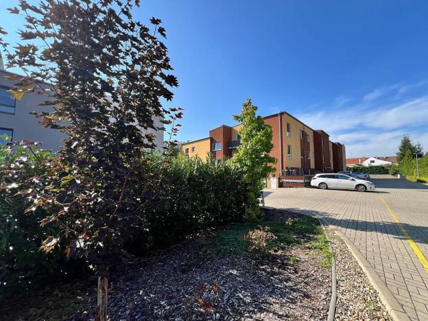 Prodej bytu 2+kk, Horoměřice, Holubova, 56 m2