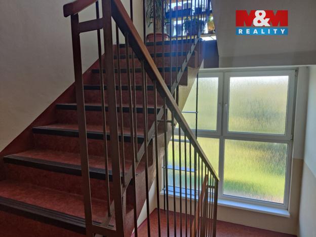 Prodej bytu 2+1, Uhlířské Janovice, Okružní, 57 m2