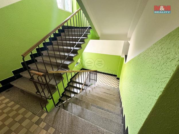 Prodej bytu 2+1, Karlovy Vary, K. Čapka, 56 m2