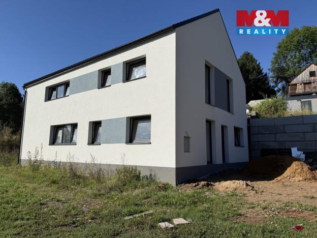 Prodej rodinného domu, Bradlecká Lhota, 200 m2