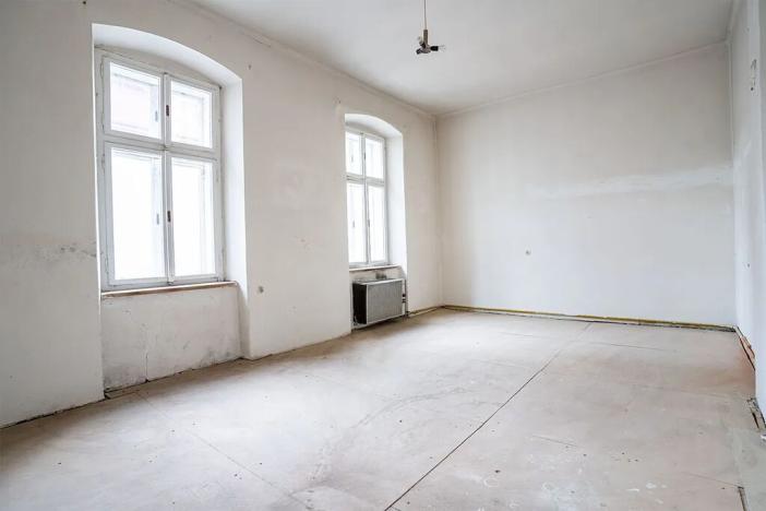 Prodej komerční nemovitosti, Hostinné, Poštovní, 438 m2