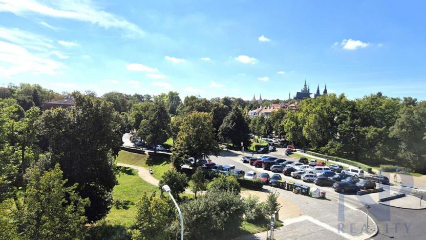 Prodej bytu 4+kk, Praha - Hradčany, Na valech, 123 m2