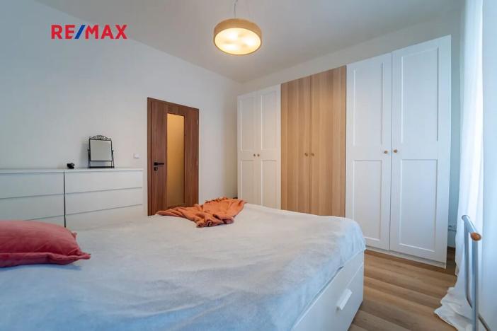 Prodej bytu 2+1, Praha - Karlín, Pernerova, 62 m2