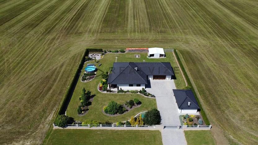 Prodej rodinného domu, Borovany, 237 m2