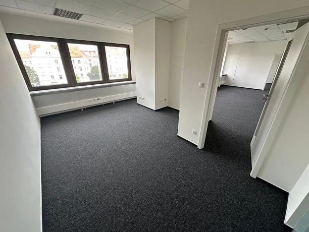 Pronájem kanceláře, Praha - Hradčany, Milady Horákové, 118 m2